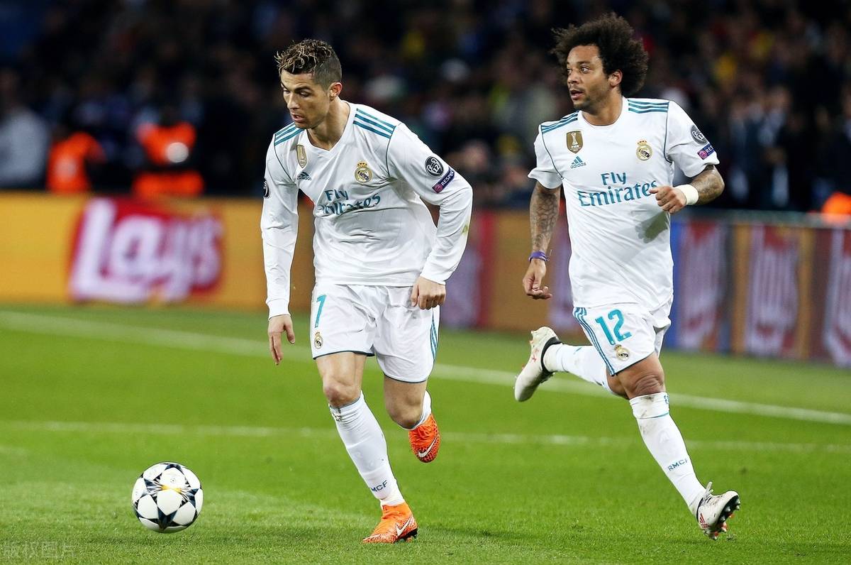 关于雄鹿不断突破!,C罗连续十场比赛得分超过战术调整全场沸腾不已的信息 关于雄鹿不断突破!,C罗连续十场比赛得分超过战术调整全场沸腾不已的信息