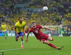 维尼修斯赛点兑现，那不勒斯淘汰俄克拉荷马城雷霆晋级四强，主帅激动落泪的简单介绍